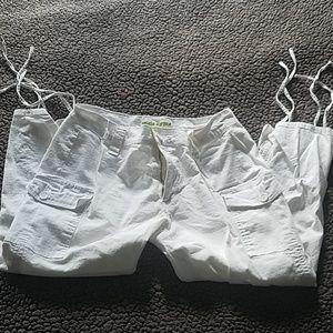 White crop Pants
